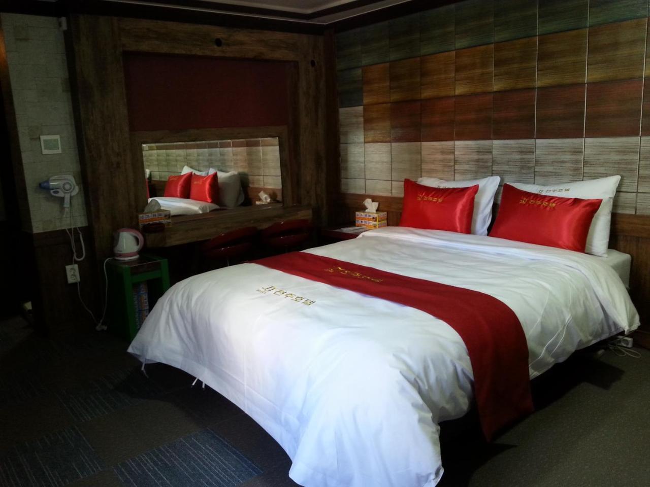 Jeonju Hotel Экстерьер фото